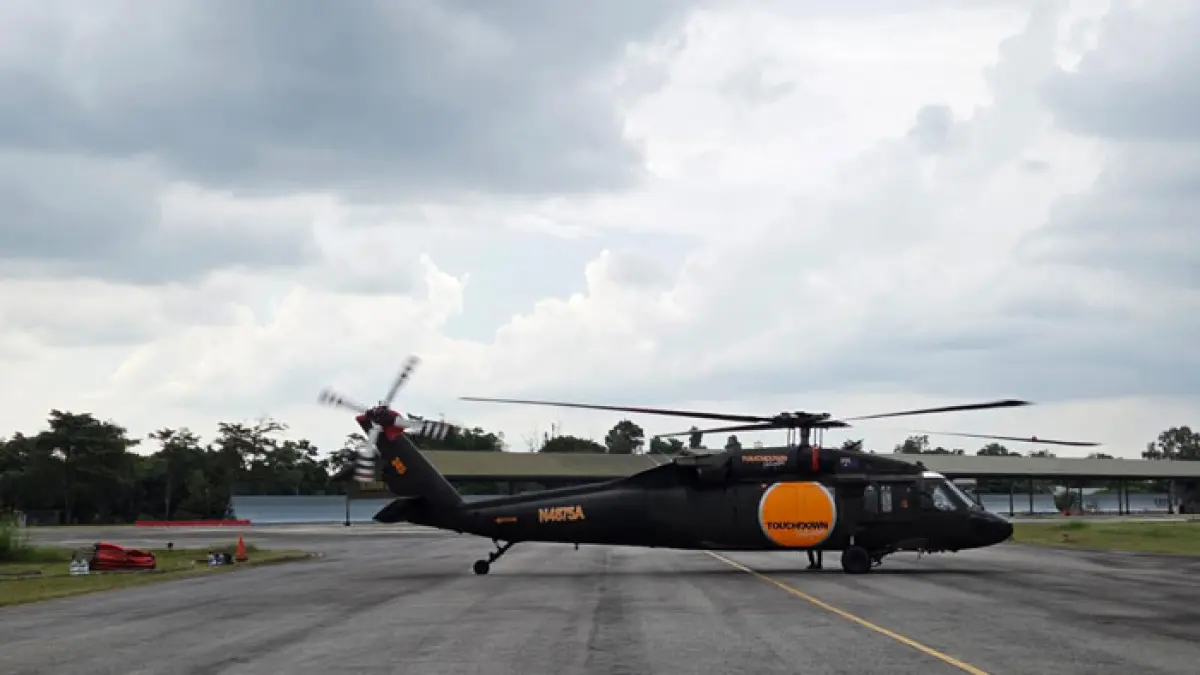 Helikopter water bombing bantuan BNPB sudah tiba di Pekanbaru untuk membantu proses pemadaman Karhutla. (Humas BNPB untuk Riaupos.co)