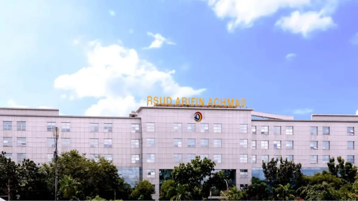 RSUD Arifin Achmad.