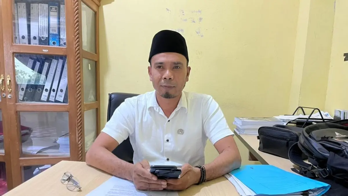 Kepala Bidang Penaatan dan Peningkatan Kapasitas Lingkungan Hidup DLH Kampar Rinaldi. (Kamaruddin/Riaupos.co)