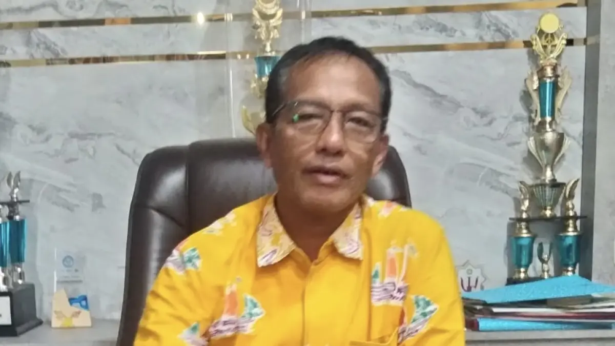 Plt Kadisdikpora Kabupaten Kampar
Helmi.(KAMARUDDIN/RIAUPOS.CO)