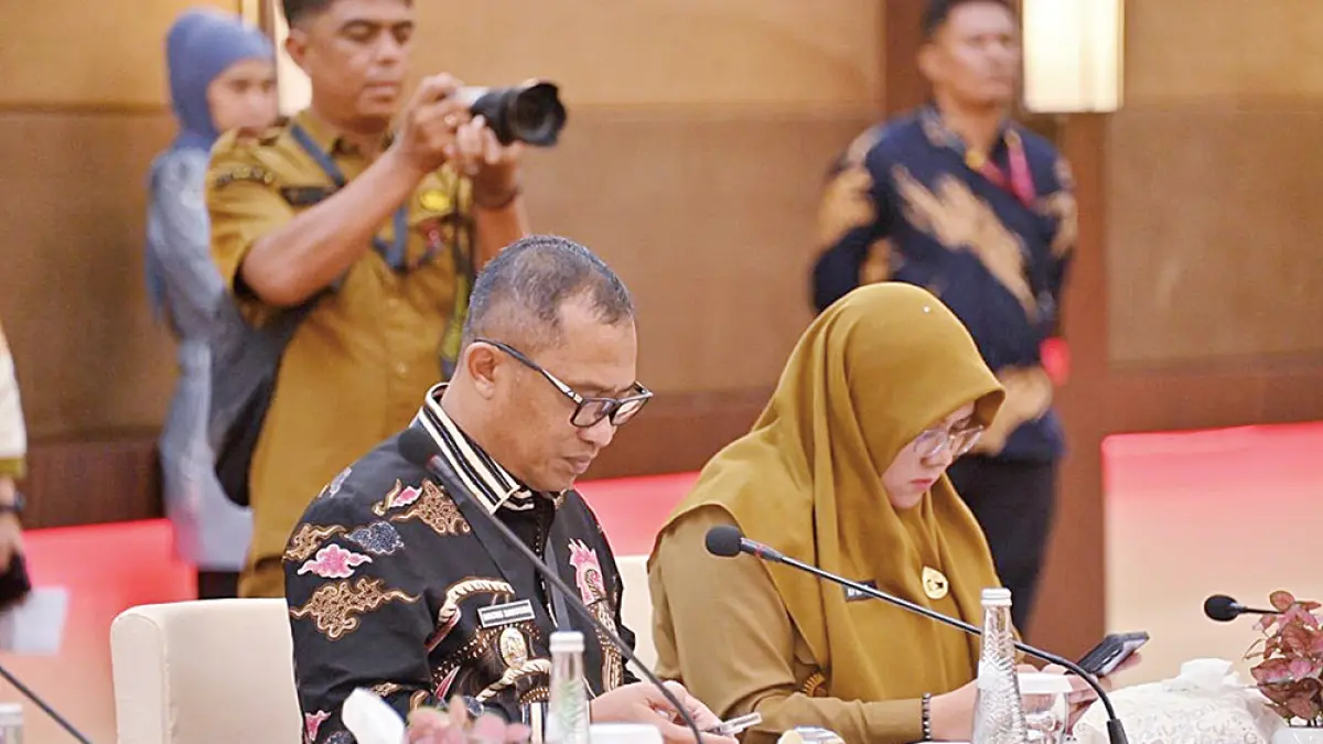 HADIRI RUPS: Wabup Bengkalis Bagus Santoso menghadiri RUPS tahunan dan RUPS-LB Tahun 2026 PT Bank Riau Kepri Syariah di Ballroom Menara Dang Merdu BRK Syariah Pekanbaru, beberapa hari lalu. (PEMKAB BENGKALIS UNTUK RIAU POS)
