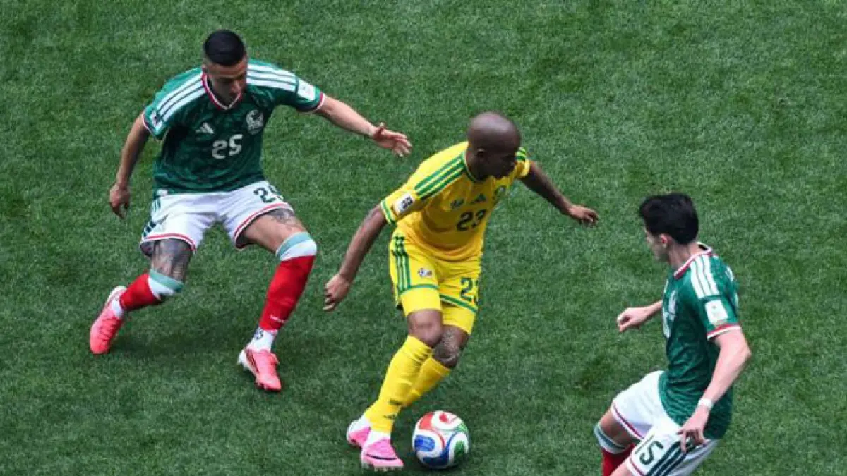 Meksiko mengalahkan Afrika Selatan 2-0 pada laga pembuka Piala Dunia 2026 di Stadion Azteca. (Antara)