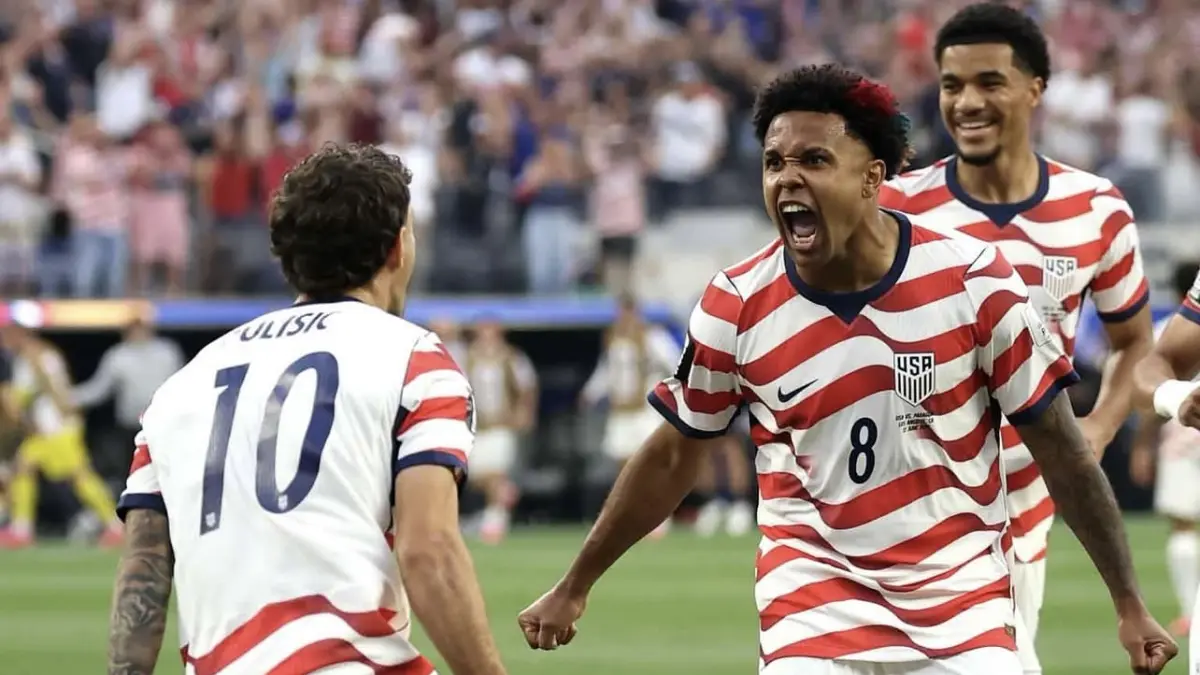 Pemain Timnas Amerika Serikat merayakan gol kemenangan atas Paraguay pada pertandingan Grup D Piala Dunia 2026, di Los Angeles Stadium, Sabtu (13/6/2026).(INSTAGRAM @FIFAWORLDCUP)