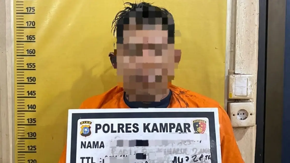 Tim Resmob Satreskrim Polres Kampar berhasil meringkus pelaku jambret MG di Pekanbaru, Ahad (14/6/2026). (Humas Polres untuk Riaupos.co)

&nbsp;
