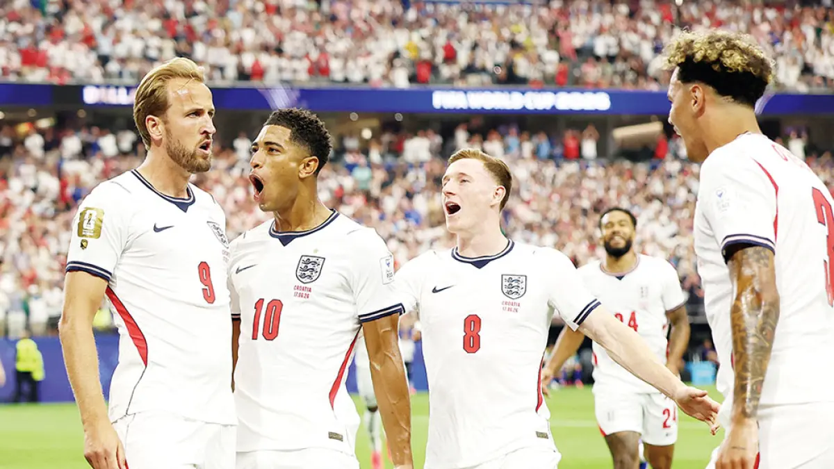 Harry Kane (9) dari Inggris bersama rekan-rekan setimnya merayakan gol penalti pada pertandingan Grup L Piala Dunia FIFA 2026 melawan Kroasia di Stadion Dallas, Kamis (18/6/2026). (FOTO AFP)