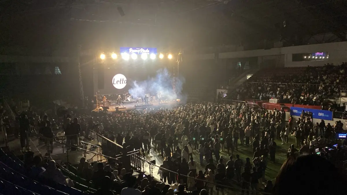 Grup band legendaris Letto melakukan konser di Gelanggang Remaja Pekanbaru, Sabtu (20/6/2026).   humas bri untuk riau pos