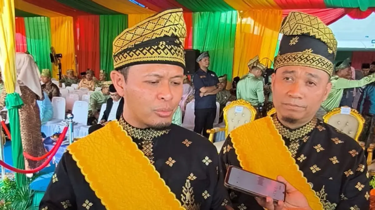 Wali Kota Pekanbaru Agung Nugroho didampingi Wawako Markarius Anwar. (Istimewa)