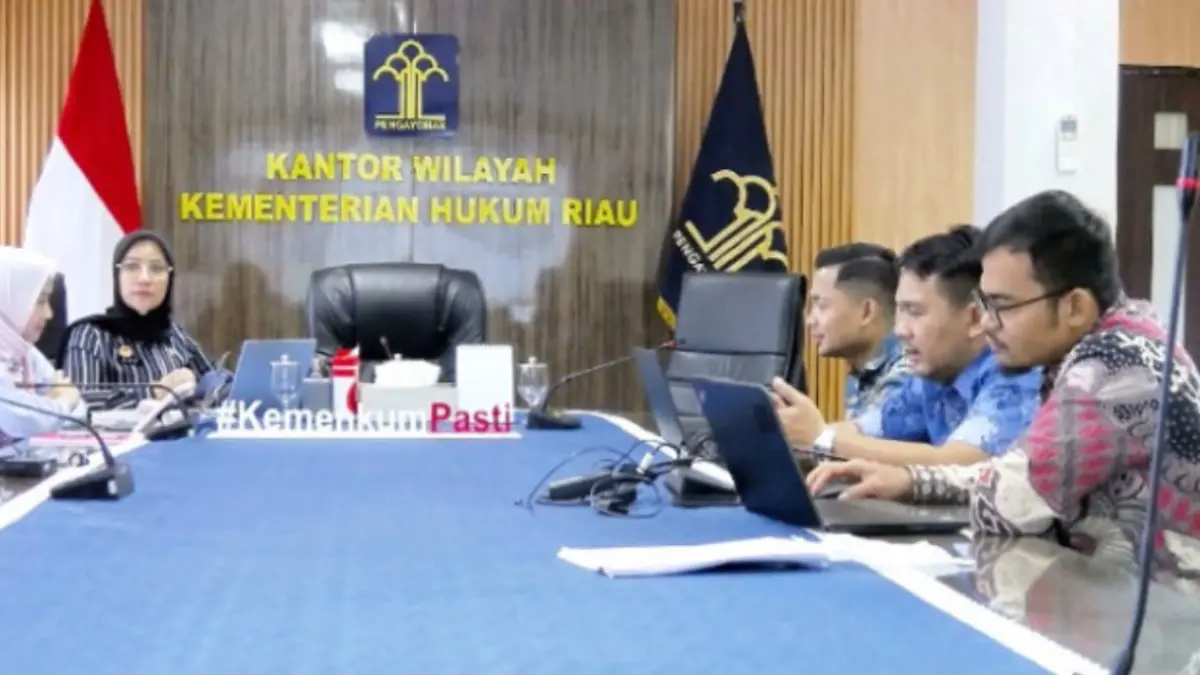 Tim Bidang Pelayanan Kekayaan Intelektual Kanwil Kemenkum Riau mengikuti kegiatan Pendampingan Onboarding Produk Indikasi Geografis dalam Etalase Tokopedia dan TikTok Shop Produk Indikasi Geografis Indonesia, secara virtual pada Kamis (25/6/2026).(HUMAS KANWIL KEMENKUM RIAU UNTUK RIAUPOS.CO)