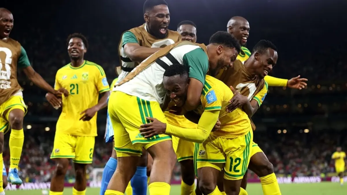 Pemain Afrika Selatan merayakan gol Thapelo Maseko melawan Korea Selatan di laga terakhir Grup A Piala Dunia 2026. (Julian Finney-FIFA/FIFA via Getty Images)