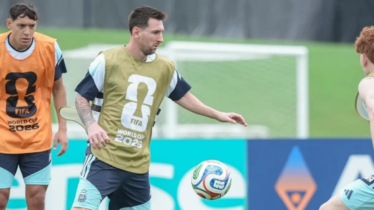 Pelatih Argentina Lionel Scaloni mengatakan sang megabintang Lionel Messi akan memulai pertandingan dari bangku cadangan untuk pertandingan terakhir Argentina di Grup Piala Dunia melawan Yordania. (Instahram @leomessi)