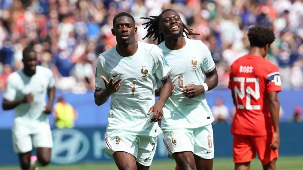 Winger Prancis Ousmane Dembele melakukan selebrasi setelah mencetak gol ke gawang Norwegia pada laga terakhir Grup I Piala Dunia 2026, Sabtu (27/6/2026) dini hari WIB. (Getty Images)
