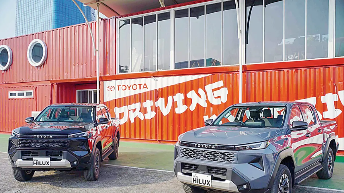 Tampilan New Hilux yang makin gagah, dengan mengadopsi mesin diesel 1GD-FTV 2.8L dengan peningkatan tenaga menjadi 201 hp dan torsi 500 Nm. (PT Toyota-Astra Motor untuk riau pos)