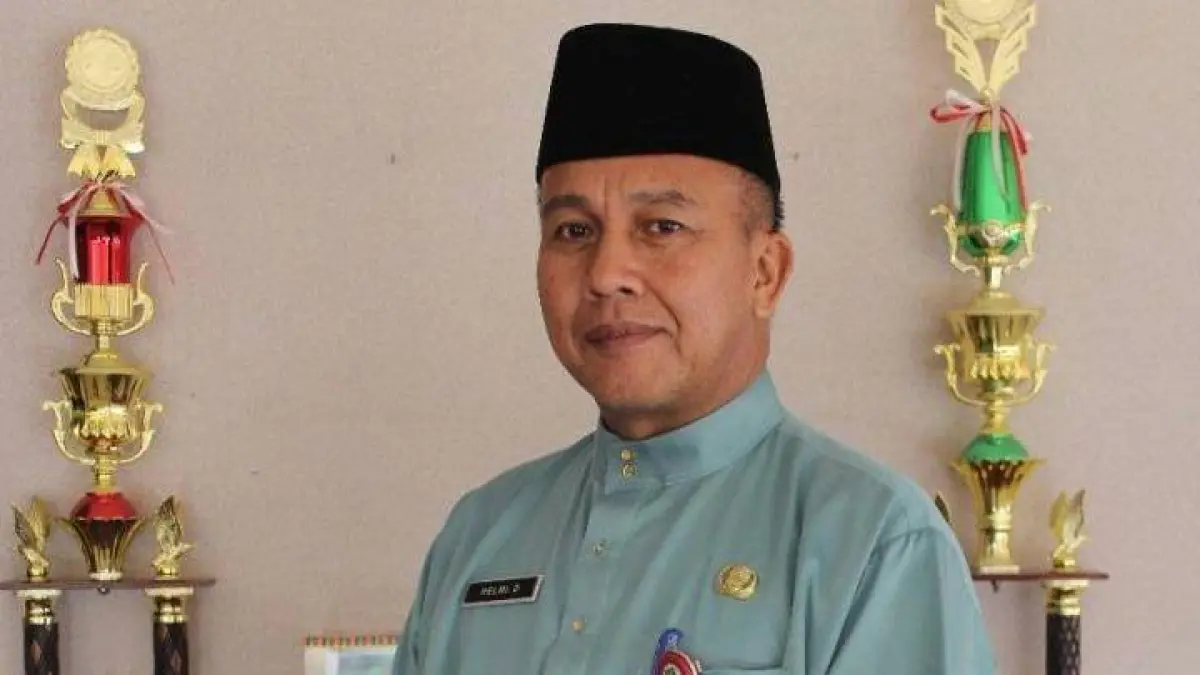 Asisten II Setdaprov Riau Helmi. (Dok Riaupos.co)