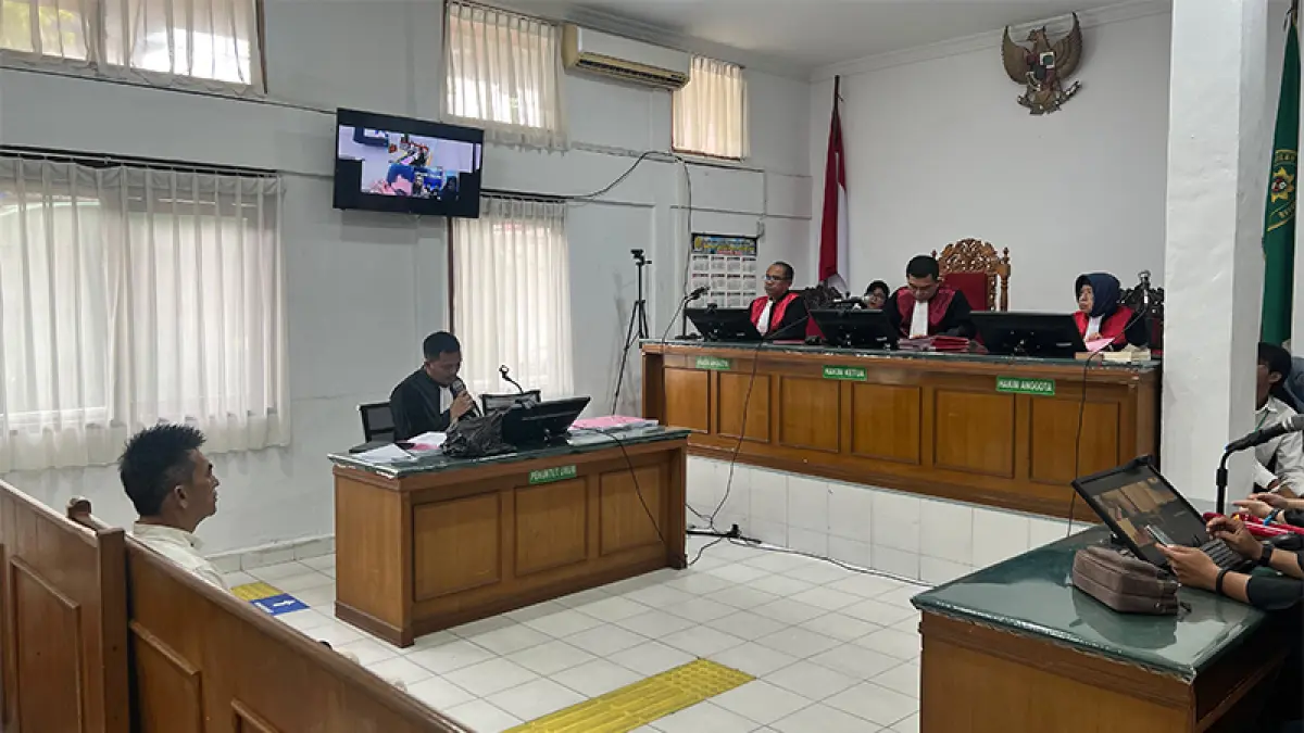 Sidang tuntutan terhadap tiga terdakwa perkara korupsi Satpol PP Bengkalis di Pengadilan Tipikor Pekanbaru, Senin (6/7/2026). (Hendrawan Kariman)&nbsp;