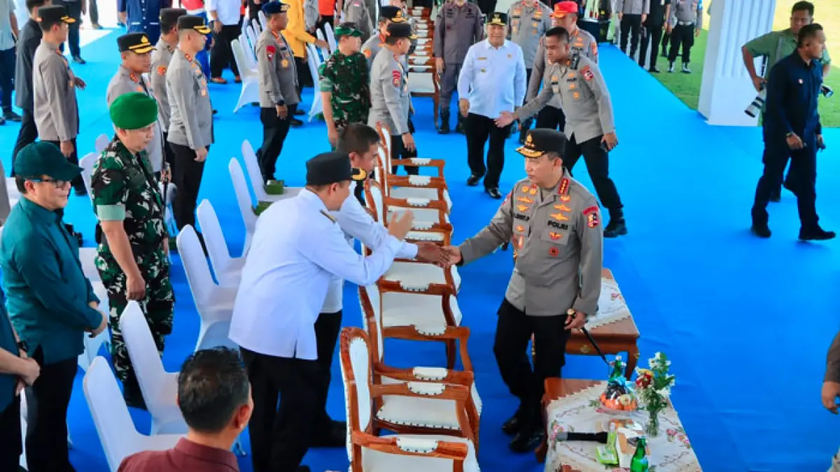 Bupati Kampar Ahmad Yuzar pada Apel Kesiapsiagaan dan Pengecekan Personel serta Peralatan Penanggulangan Karhutla yang dipimpin Kapolri Jenderal Listyo Sigit Prabowo di SPN Polda Riau, Kecamatan Tambang, Rabu (8/7/2026). (Diskominfo Kampar untuk Riaupos.co)