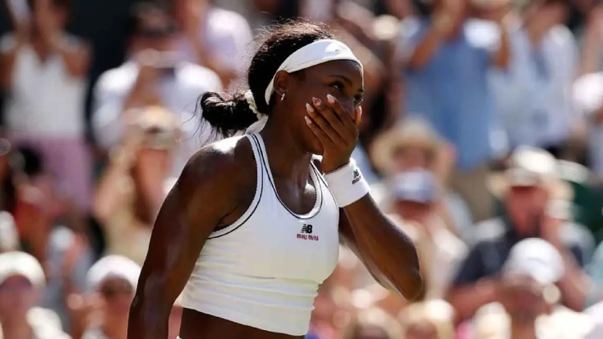 Coco Gauff mengatakan dia tidak merasa gugup untuk pertama kalinya di Centre Court setelah mengalahkan Jessica Pegula di perempatfinal pada Wimbledon 2026. (Clive Brunskill/Getty Images)
