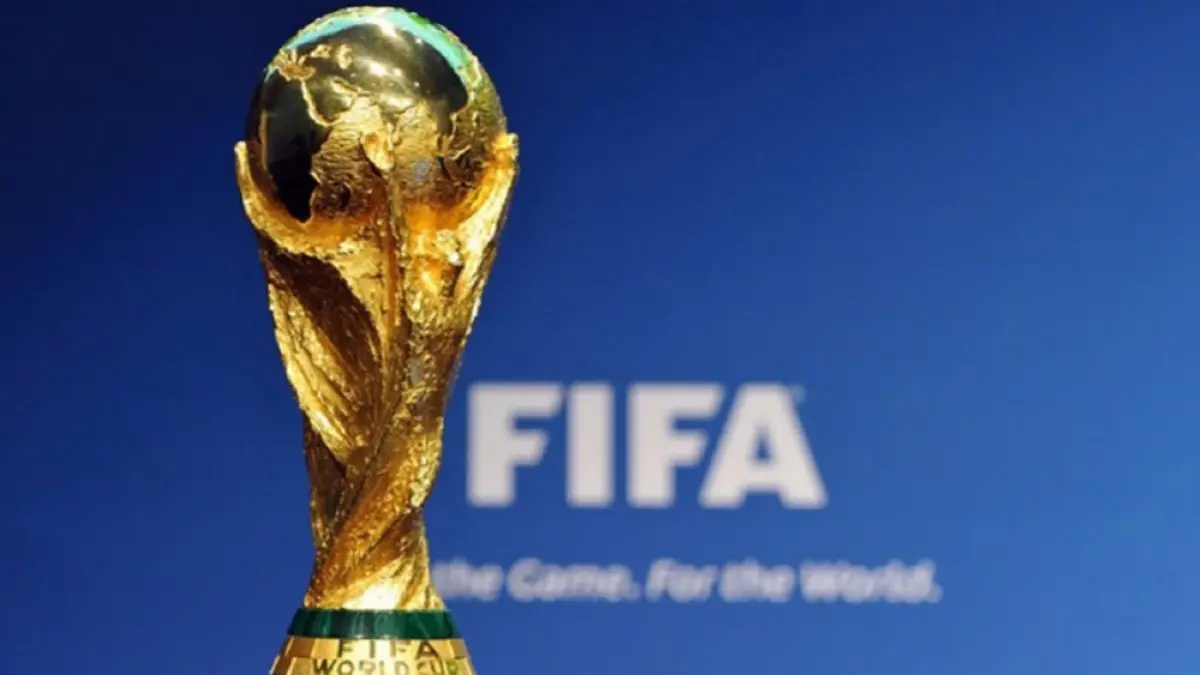 Ilustrasi trofi Piala Dunia FIFA. (Dok FIFA). (JAWAPOS.COM)