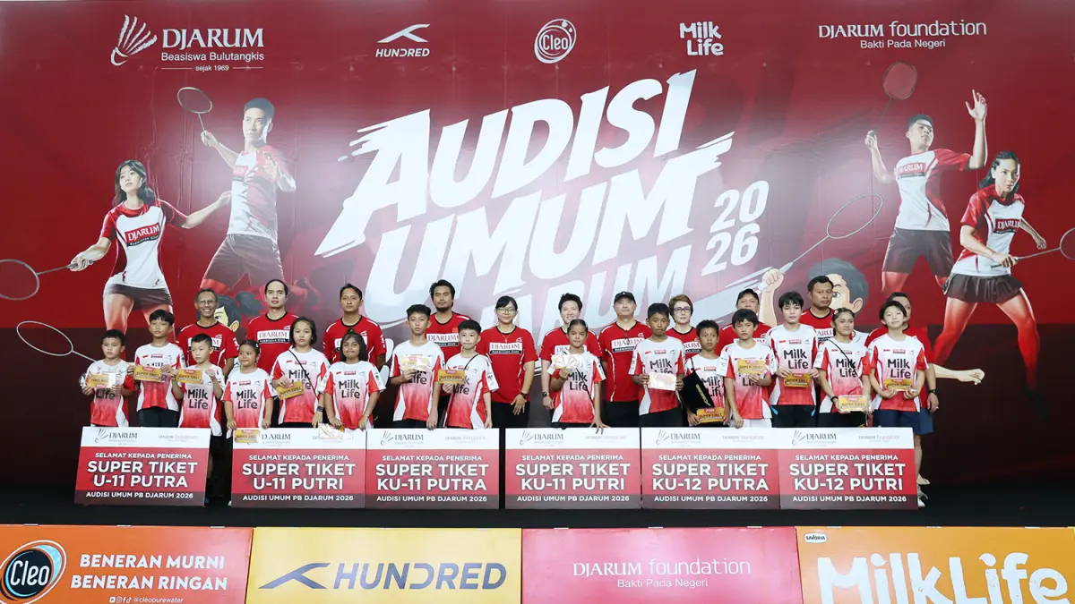 Di tengah hujan konfeti, para peraih Super Tiket Juara dan Super Tiket Pilihan Tim Pencari Bakat merayakan keberhasilan mereka melaju ke tahap karantina Audisi Umum PB Djarum 2026 di Kudus.