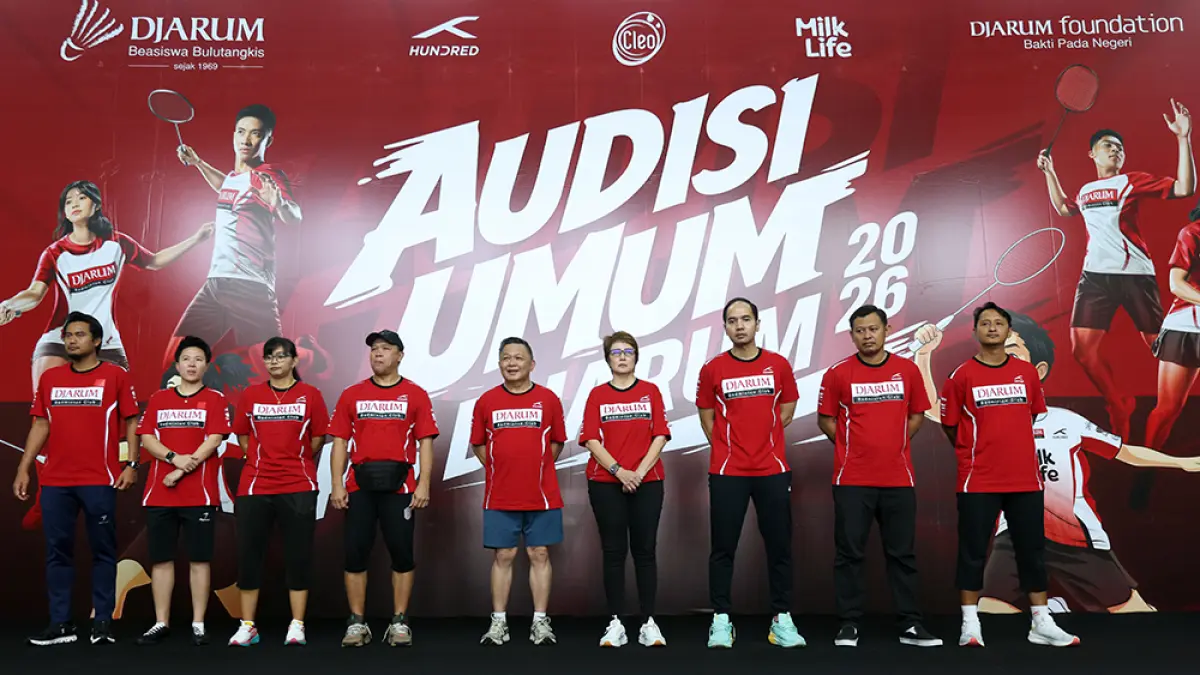 Para atlet mendapat kesempatan bertemu dan dipantau oleh para legenda bulutangkis Indonesia & pelatih PB Djarum. Mereka adalah Tontowi Ahmad, Liliyana Natsir, Maria Kristin Yulianti, Richard Mainaky, Lius Pongoh, Yuni Kartika, Leonard Holvy de Pauw, Andreas Adityawarman, dan Ari Yuli Wahyu Hartanto (dari kiri). Turut hadir pula Sigit Budiarto dan Hendrawan.