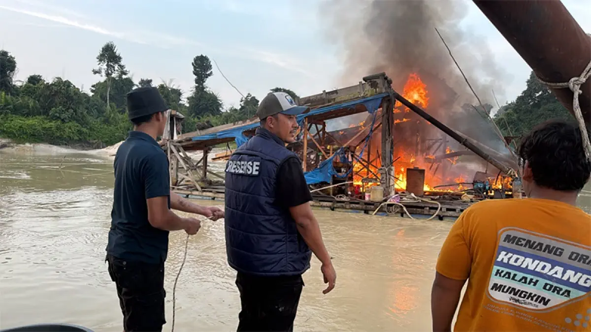 Satreskrim Polres Kampar mengungkap aktivitas PETI di Desa Suka Makmur, Kecamatan Gunung Sahilan, Kabupaten Kampar, Selasa (14/7/2026). (Humas Polres Kampar untuk Riaupos.co)
