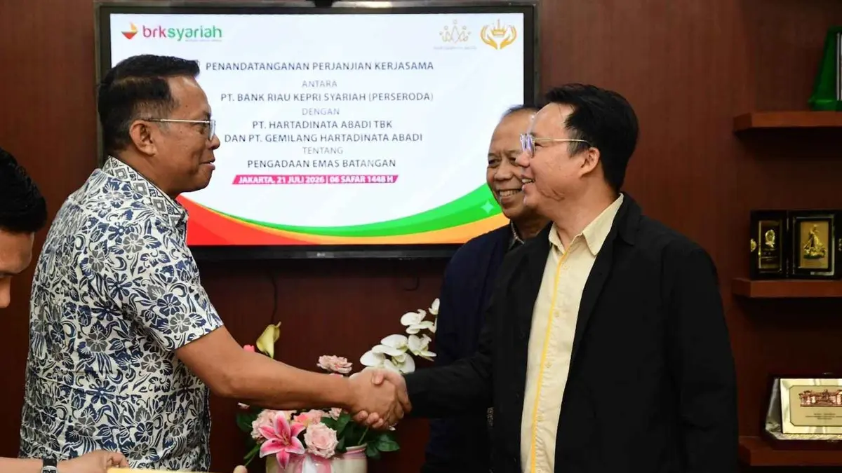 Penandatanganan PKS BRK Syariah dengan PT Hartadinata Abadi Tbk dan PT Gemilang Hartadinata Abadi