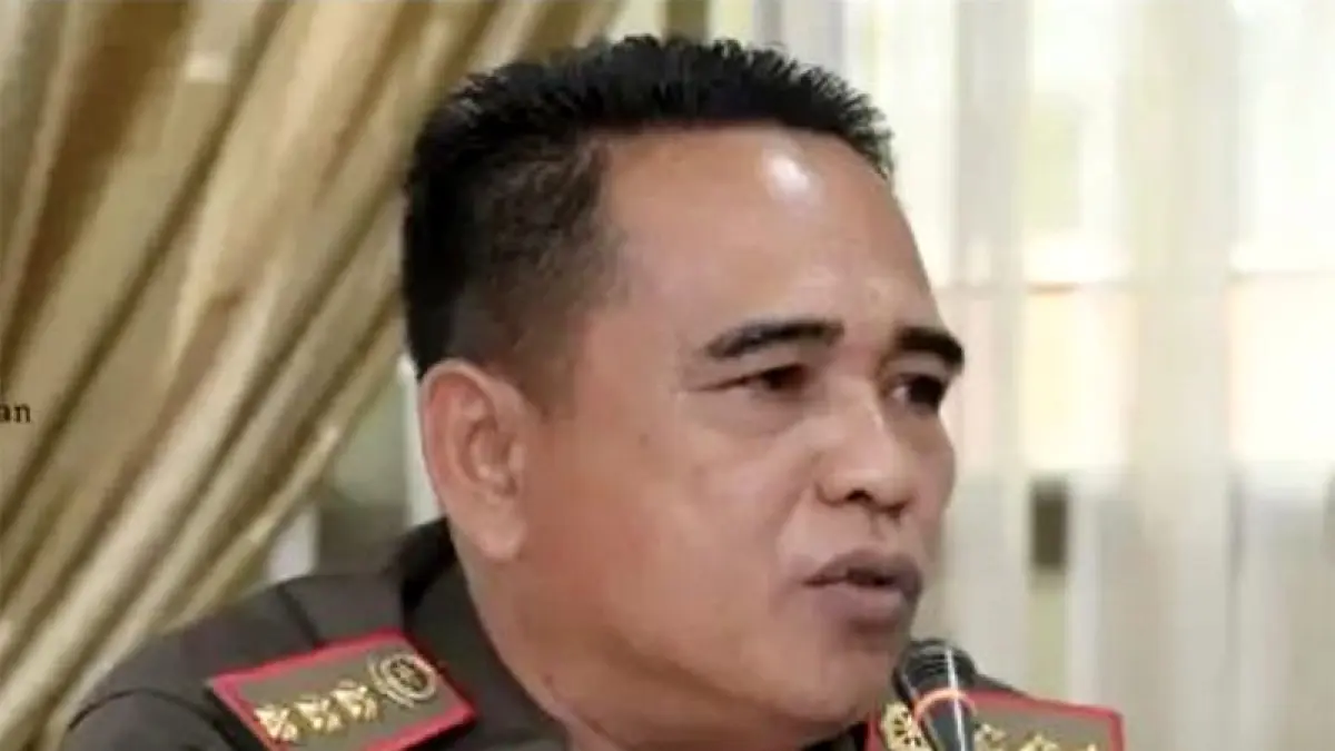 Plt Kasatpol PP dan Damkar Rohul Denis Hendri. (Dok.Riaupos.co)