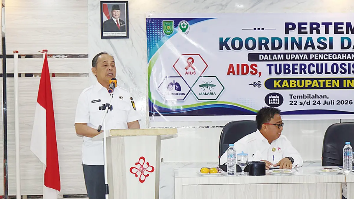 BERI ARAHAN: Bupati Inhil Herman menyampaikan arahan saat membuka pertemuan koordinasi dan advokasi upaya pencegahan serta penanggulangan AIDS, Tuberkulosis (TBC), dan Malaria (ATM) di Tembilahan, Rabu (22/7/2026). (*2/RIAU POS)