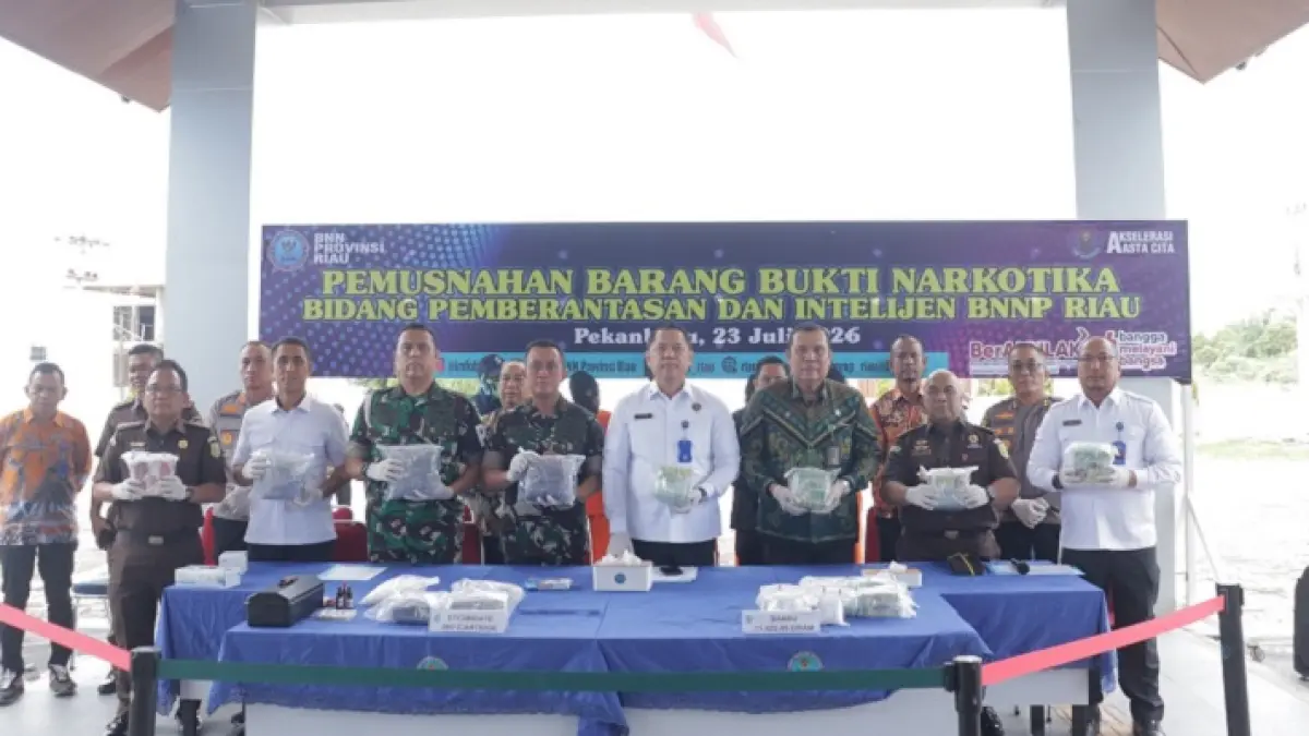BNNP Riau musnahkan 11,4 kilogram Sabu dan 566 Cartridge Etomidate pada peringatan HANI 2026. (Istimewa)