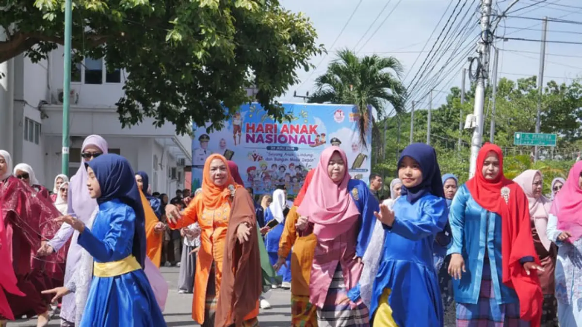 Sebagian peserta terlihat ambil bagian menari Sapin Bagan, di Bagansiapiapi, Kamis (23/7/2026). (Istimewa)