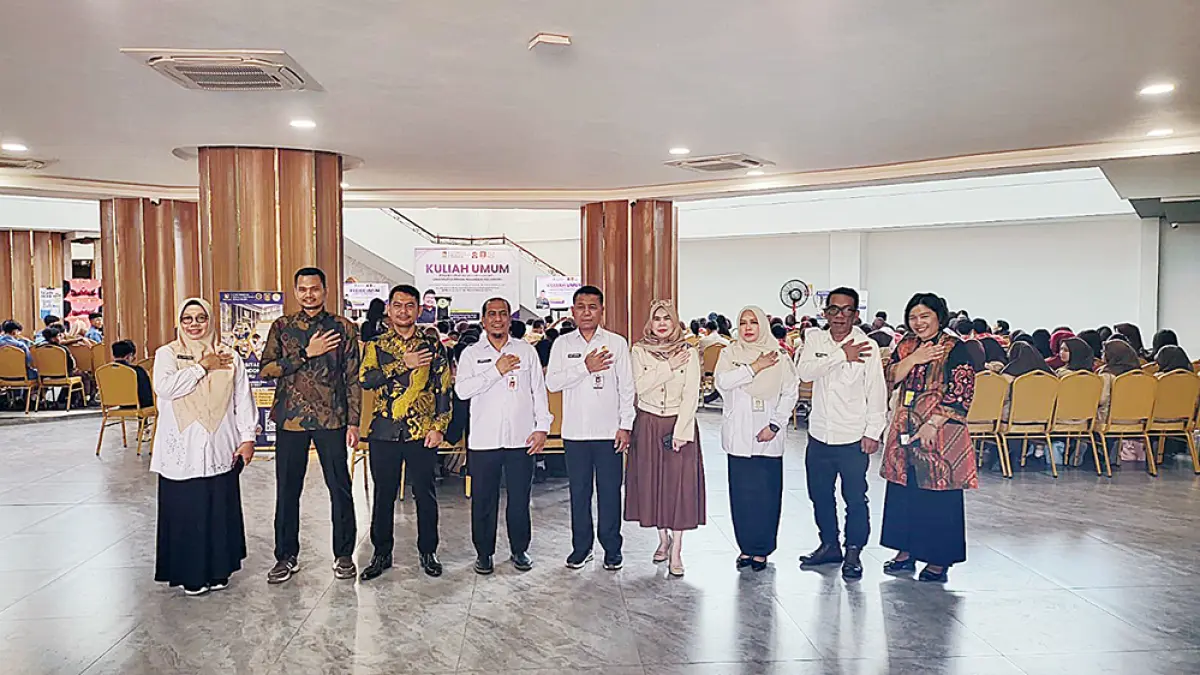 CEK KESEHATAN GRATIS: Jajaran Universitas Prima Indonesia (Unpri) Pekanbaru foto bersama tamu undangan dalam kegiatan Cek Kesehatan Gratis (CKG), Rabu (22/7/2026). (Universitas Prima Indonesia Pekanbaru untuk riau pos)