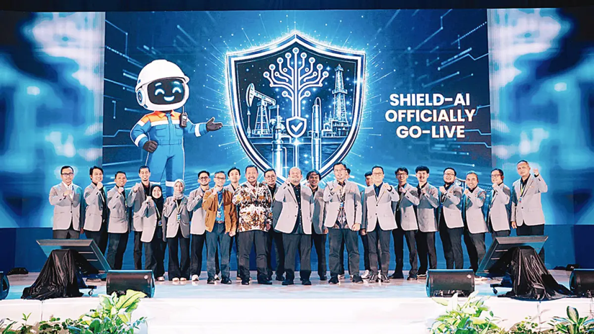 Direktur Utama PHR, Muhammad Arifin, beserta jajarannya foto bersama usai launching Shield-AI untuk meningkatkan kinerja HSSE di Regional 1 Sumatera, baru-baru ini. (PHR UNTUK RIAU POS)
