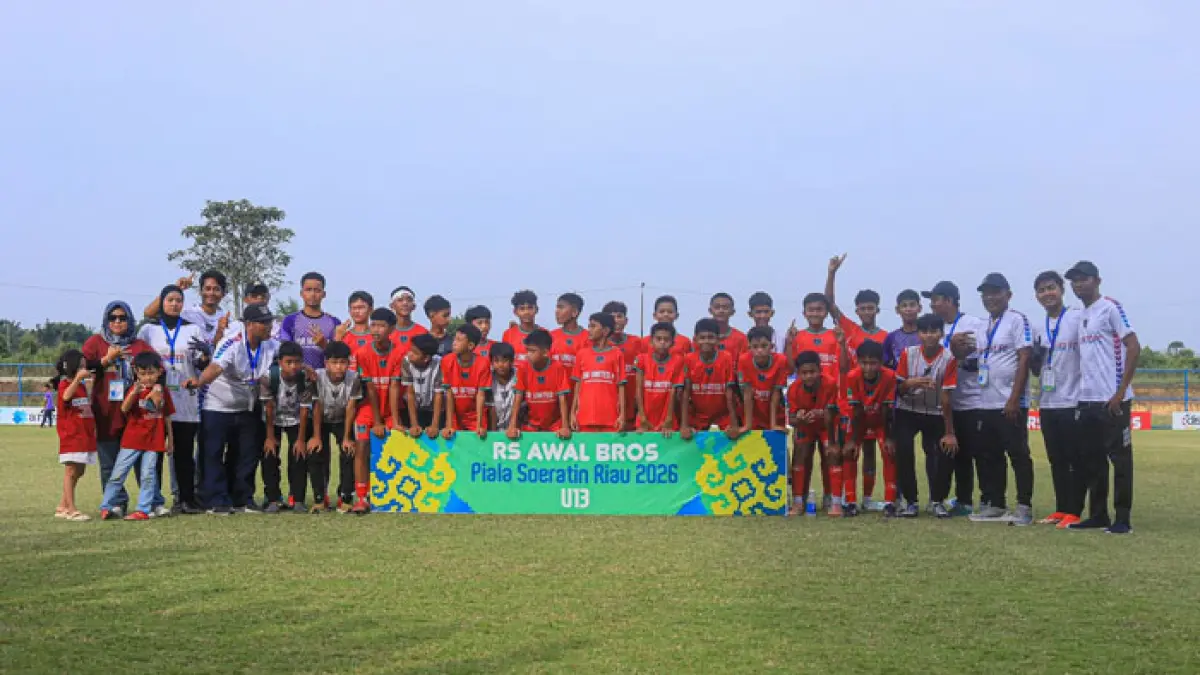 EBR United sukses menorehkan prestasi dengan menjuarai Piala Soeratin Zona Riau U-13. (United untuk Riaupos.co)