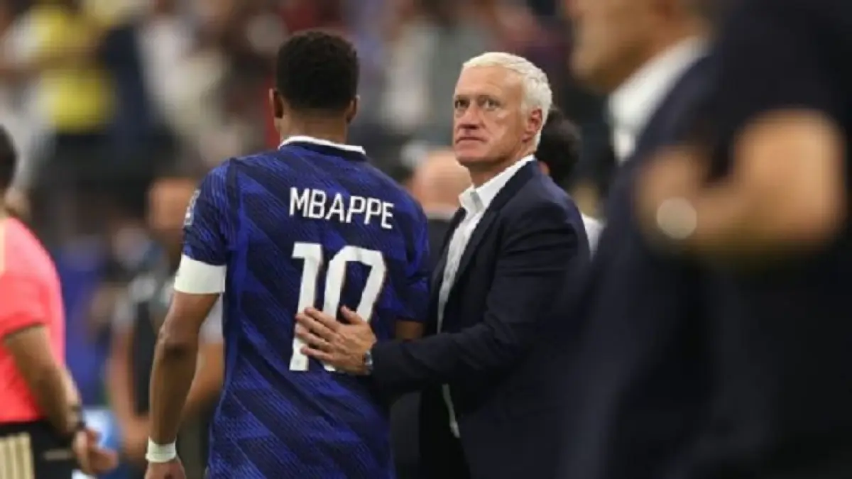 Kylian Mbappé mengatakan bahwa dia dan rekan-rekan setimnya di Prancis berutang akhir yang lebih baik kepada para penggemar. (Lars Baron/Getty Images)