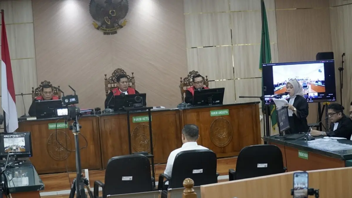 Sidang Gubernur Riau nonaktif Abdul Wahid dengan agenda pembacaan duplik oleh peasihat hukum di Pengadilan Tipikor PN Pekanbaru, Selasa (28/7/2026). (MHD AKHWAN/RIAUPOS.CO)