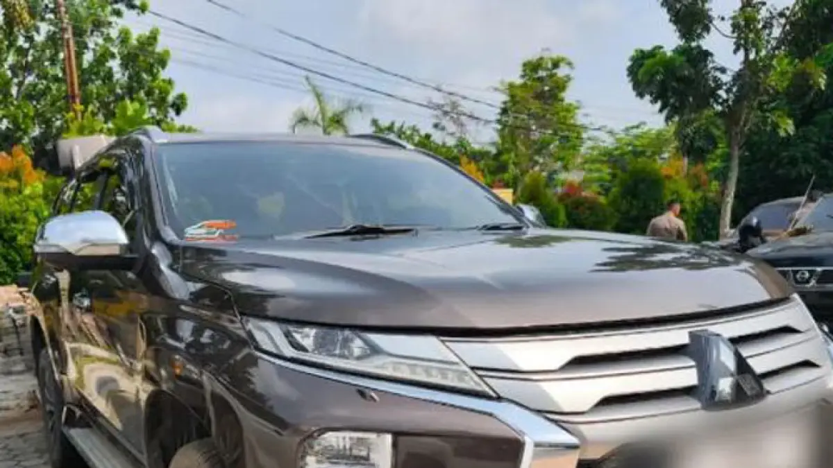 Mobil Mitsubishi Pajero Sport disita Komisi Pemberantasan Korupsi (KPK) dari Suci Nitia Edward, istri Bupati nonaktif Kuansing Suhardiman Amby. (Jawapos.com/Istimewa) 