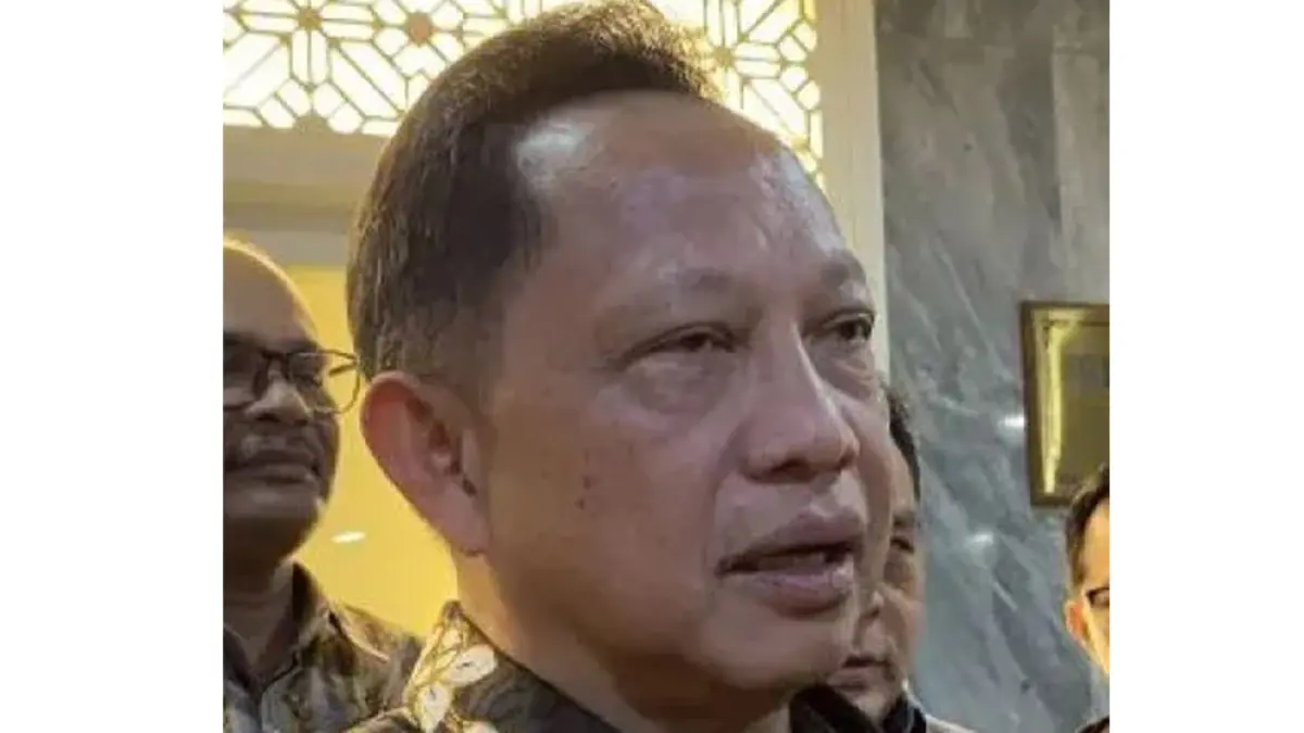 Tito Karnavian. (Menteri Dalam Negeri)