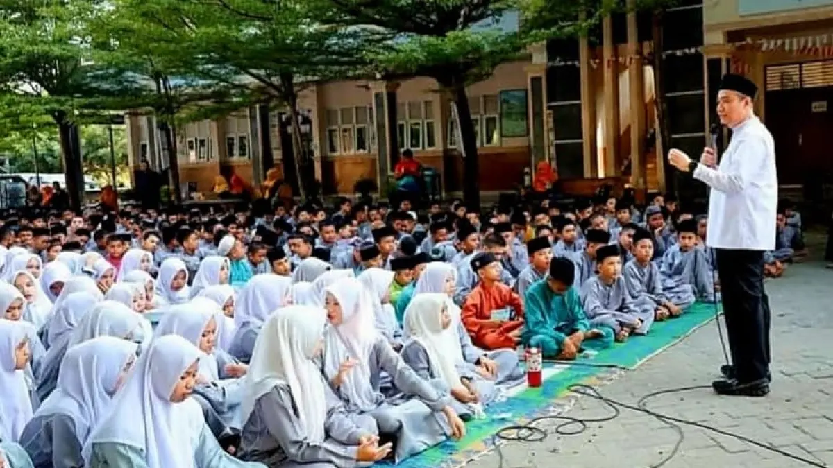 Wawako Pekanbaru Markarius Anwar mengjak remaja untuk mewaspadai pergaulan berisiko dan menekankan pencegahan HIV sejak dini. (Istimewa)