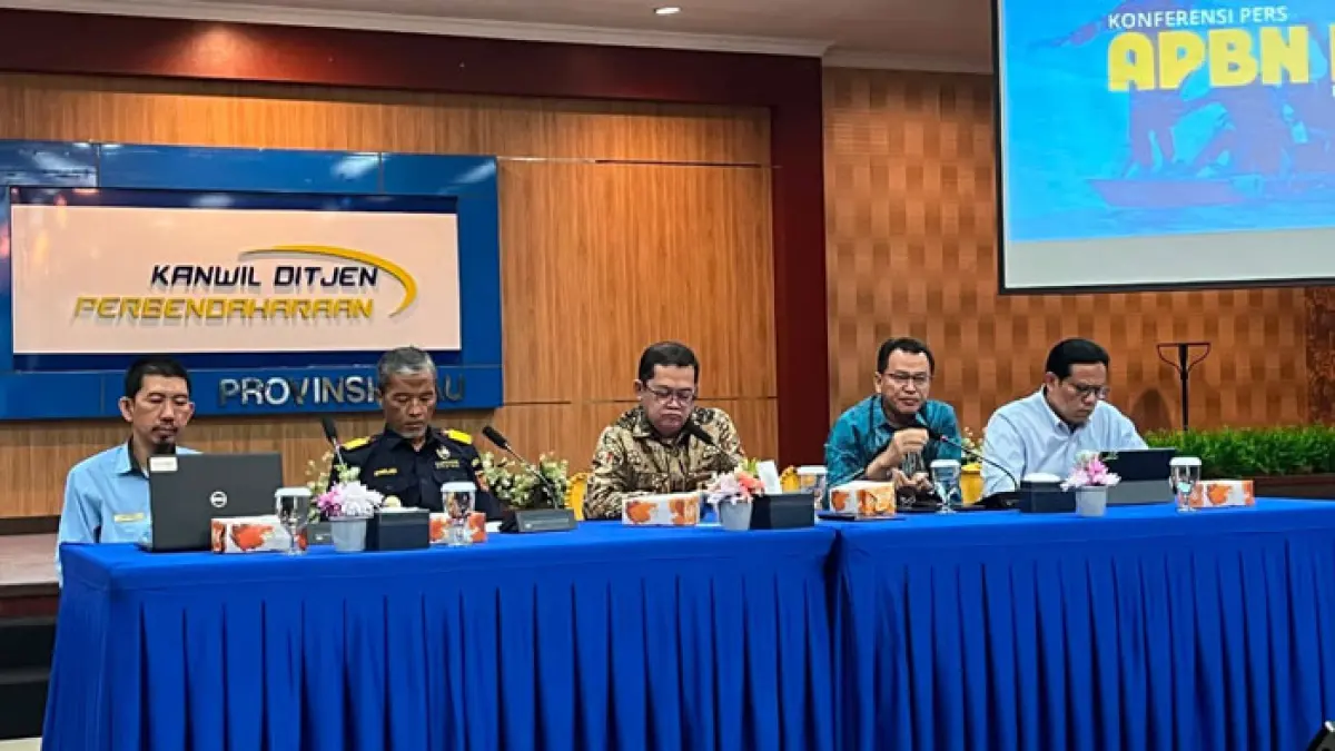 Suasana pers rilis APBN di Aula Kanwil DJPb Riau, Kamis (30/7/2026). (Siti Azura/Riaupos.co)