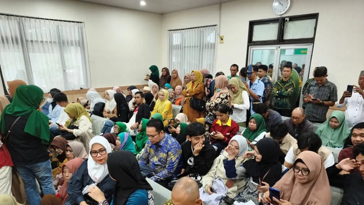 Suasana ruang sidang pembacaan vonis Gubernur Riau nonaktif Abdul Wahid di Pengadilan Negeri Pekanbaru, Kamis 30/7/2026. (Evan Gunanzar/Riaupos.co)