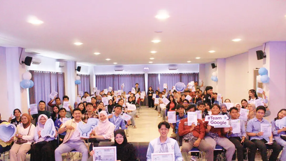 Mahasiswa Institut Bisnis dan Teknologi Pelita Indonesia menggelar kegiatan Google Fill and Feel Festival dengan tema “New Knowledge, New Upgrade”. Kegiatan berlangsung di Kampus 2 IBT Pelita Indonesia, belum lama ini. (IBT UNTUK RIAU POS)
