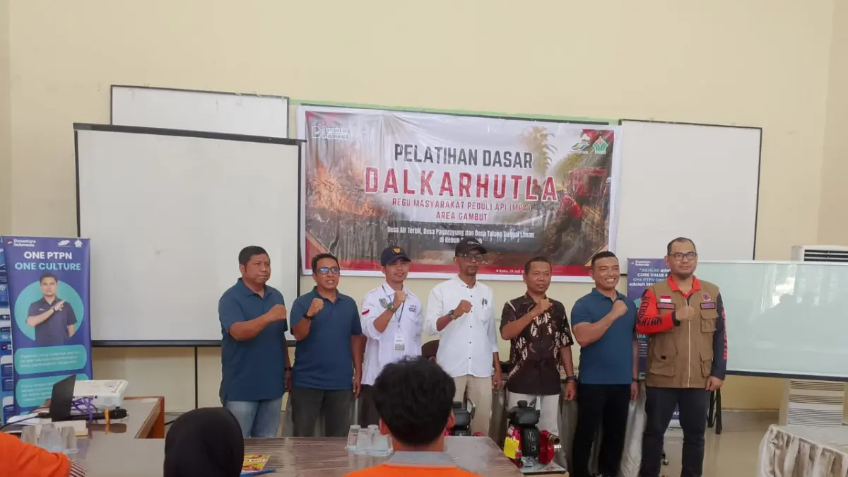 PTPN IV Berkolaborasi dengan BPBD-PK Provinsi Riau wujudkan kerangka Desa Mandiri Peduli Gambut, belum lama ini.PTPN IV UNTUK RIAU POS 