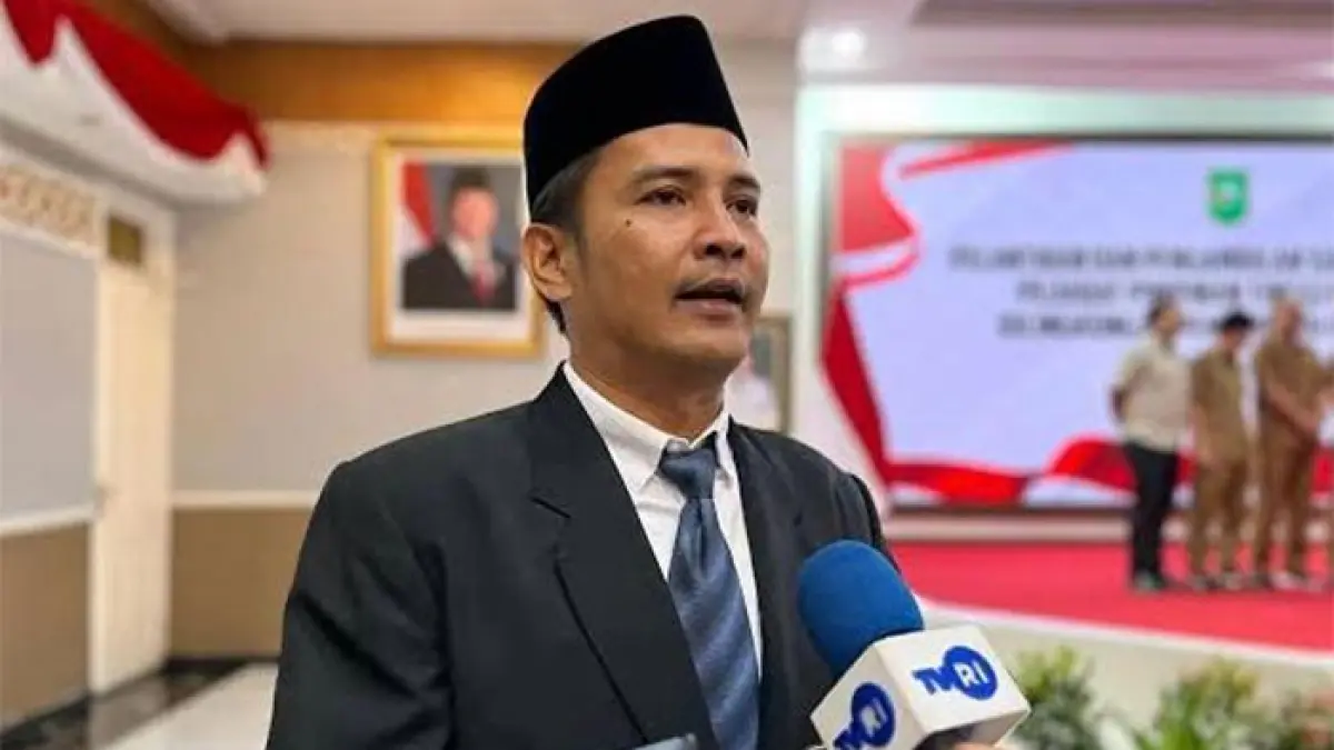 Kepala Badan Kepegawaian Daerah Riau Budi Fakhri. (Dok Riaupos.co) 