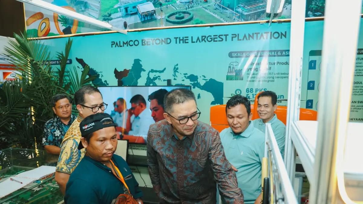 Booth PTPN IV PalmCo dipadati pengunjung pada gelaran Sawit Indonesia Expo (SIEXPO) 2026 yang berlangsung di SKA Convention and Exhibition, Pekanbaru, beberapa waktu lalu. Humas PTPN IV Regional III Untuk Riau Pos