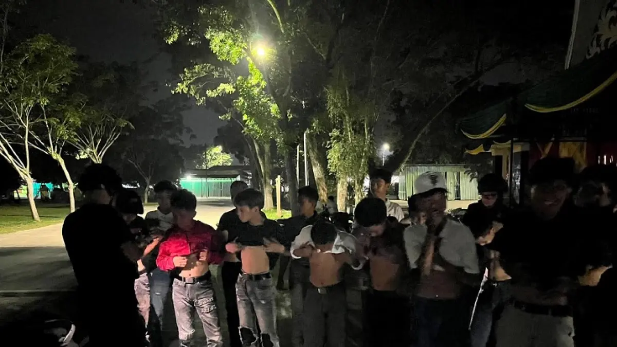 Tim Raga Regu III Polres Kampar menggelar patroli Harkamtibmas untuk menyisir sejumlah titik rawan dan pusat keramaian di Kota Bangkinang, Kabupaten Kampar, Sabtu (9/8/2026) malam. (Humas Polres Untuk Riaupos.co)