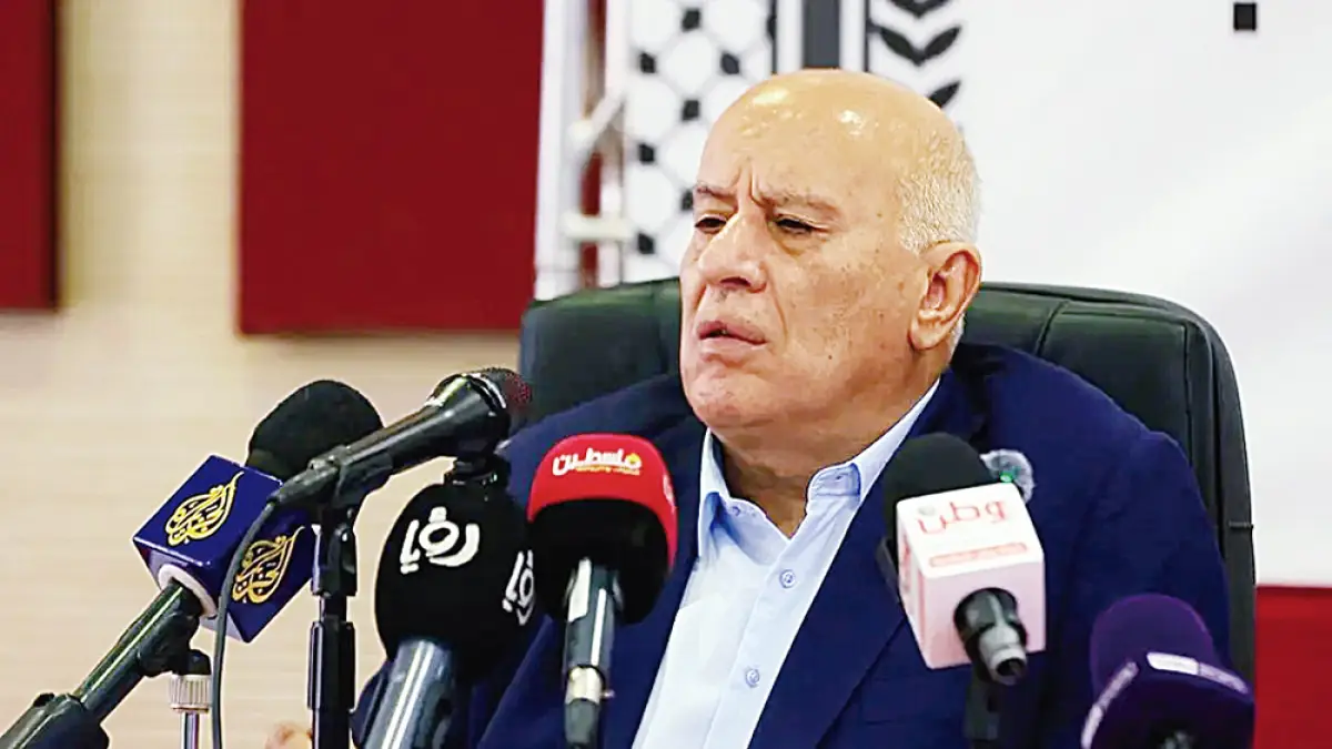  Presiden PFA Jibril Rajoub me­ngumumkan kembalinya kompetisi sepakbola Palestina di Ramallah, Senin (10/8/2026). (@PALESTINA.FA1/INSTAGRAM)