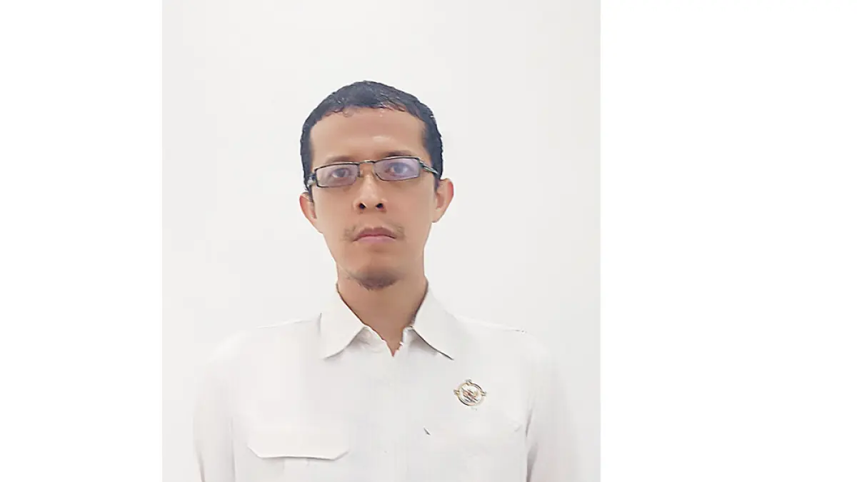Arsiparis Ahli Muda Badan Pemeriksaan Keuangan Riau.(Elwi Rahmadi Helmi)
