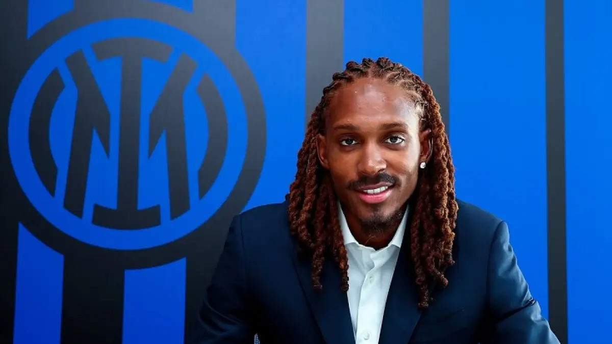 Bek kiri Timnas Inggrius Djed Spence menyelesaikan transfer €30 juta dari Tottenham Hotspur ke Inter Milan. (instagram @djedspence)