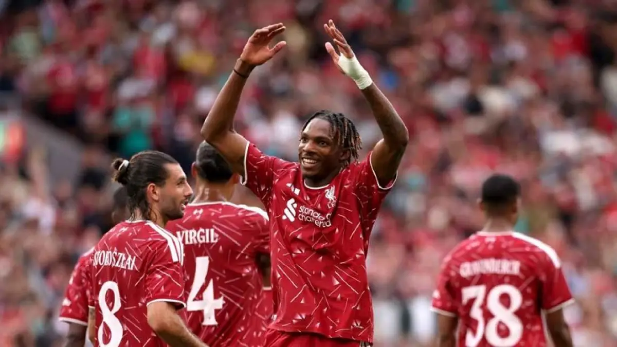 Pemain baru Liverpool Jeremy Jacquet bermain melawan Como dan mencetak gol. (Liverpool FC/Liverpool FC via Getty Images)