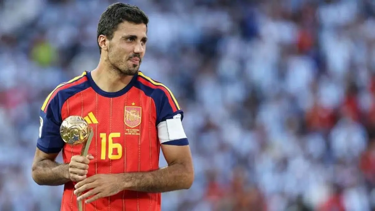 Waktu Rodri di Manchester City akan segera berakhir karena kepindahannya ke Barcelona semakin dekat. East Rutherford, New Jersey. (Maja Hitij - FIFA/FIFA via Getty Images)