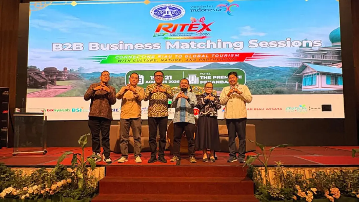 Foto bersama di sela kegiatan Riau International Travel Exchange (RITEX) 2026. Kegiatan yang berlangsung pada 19 hingga 21 Agustus 2026 di The Premiere Hotel Pekanbaru. (Istimewa)